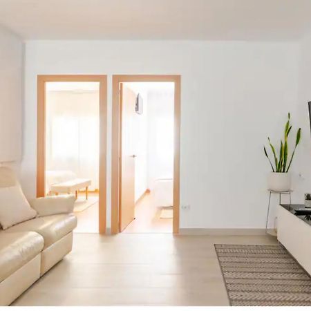 Hermoso Apartamento Cerca Al Mar Blanes Exterior foto